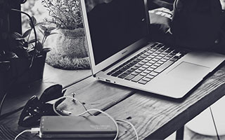 情难自制迅雷下载_哪里能安全高速获取资源