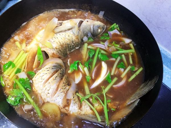 梦到炖鱼是什么意思_梦见炖鱼好不好