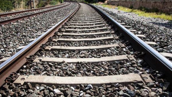 铁轨图片大全_如何拍出震撼铁路大片