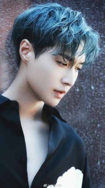 张艺兴图片大全_哪里找高清无水印