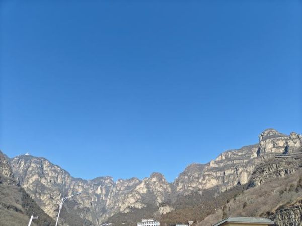 梦到登山是什么意思_梦到登山的心理暗示