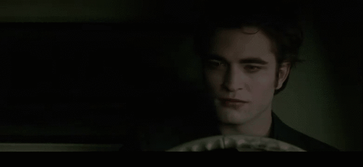 暮光之城2迅雷下载_哪里能看高清完整版