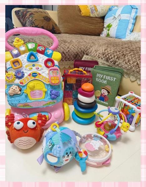 10个月宝宝适合玩什么玩具_如何挑选安全益智玩具