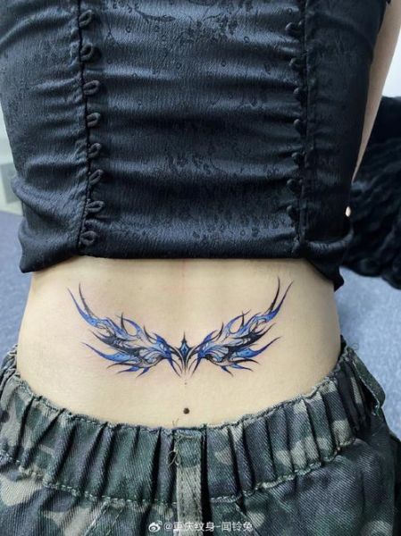 女生腰花纹身图案大全_腰花纹身疼吗
