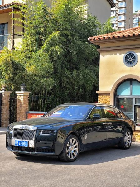 劳斯莱斯图片大全大图_劳斯莱斯高清壁纸哪里下载