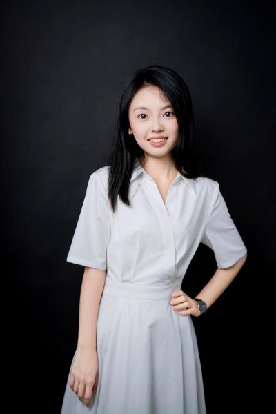 老师图片大全哪里找_老师形象照怎么拍