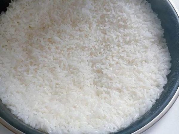 梦到大米饭是什么意思_梦见吃大米饭好不好