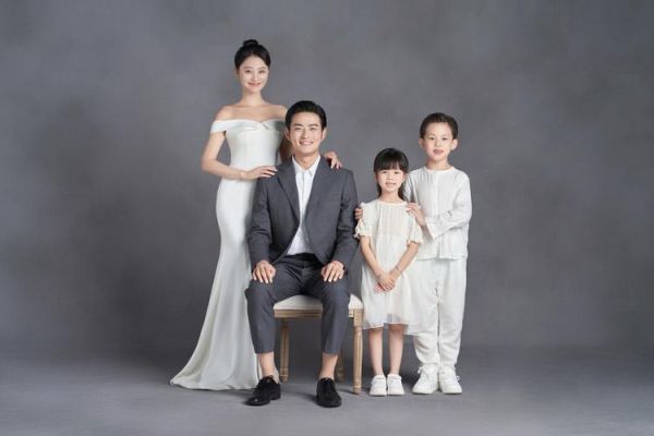 亲情图片大全哪里找_如何挑选温馨家庭照