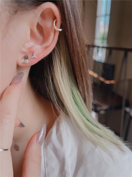 金耳环图片大全_金耳环怎么搭配衣服