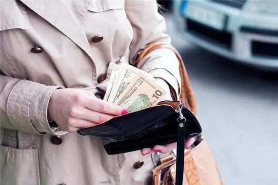 梦到付钱是什么意思_梦到付钱预示什么