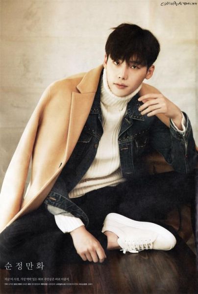 李钟硕图片大全哪里找_李钟硕高清壁纸怎么下载