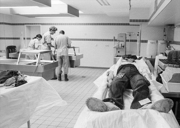 梦到和死人说话是什么意思_梦到和死人说话好不好