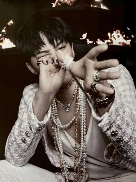 权志龙图片大全哪里找_如何保存高清图