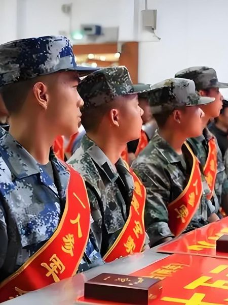 梦到去当兵是什么意思_梦到去当兵预示什么