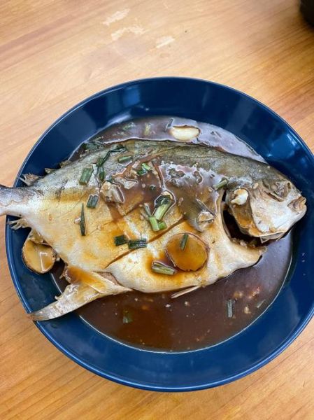 宝宝吃鲳鱼好吗_鲳鱼辅食怎么做