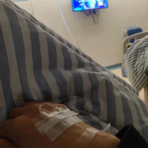 梦到输液是什么意思_梦见输液回血了怎么办