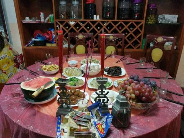 梦到纸钱是什么意思_梦到纸钱预示着什么