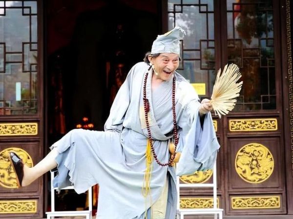 济公游记迅雷下载_济公游记全集资源哪里找