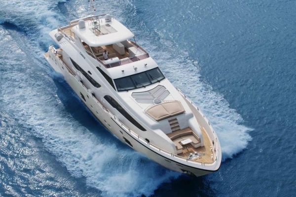 游艇图片大全_如何挑选适合拍摄的游艇