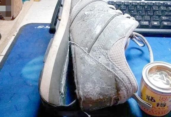 梦到拖鞋坏了_代表什么预兆