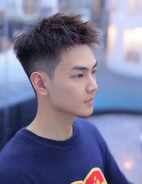 男士发型图片大全_男生剪什么发型好看