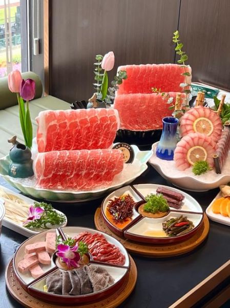 吃火锅图片大全_火锅配菜怎么摆盘好看