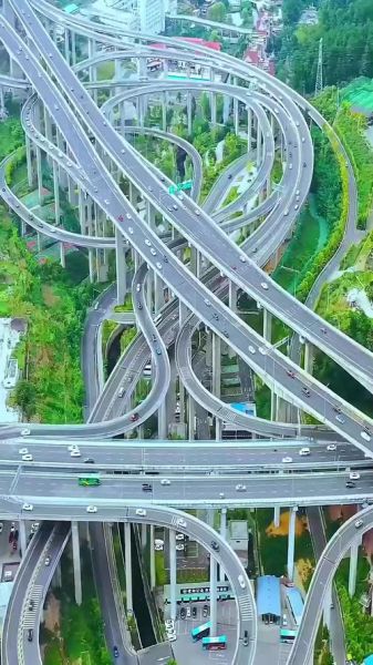 盘龙立交桥怎么走_盘龙立交桥图片大全