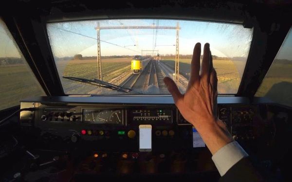 开火车图片大全_高清壁纸哪里找