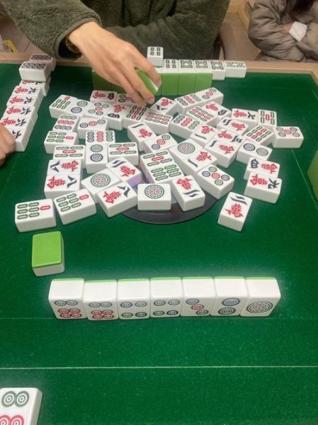 梦到打麻将是什么意思_梦见打麻将输钱好不好