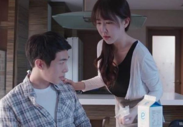 姐姐的朋友2迅雷下载_哪里能看高清完整版