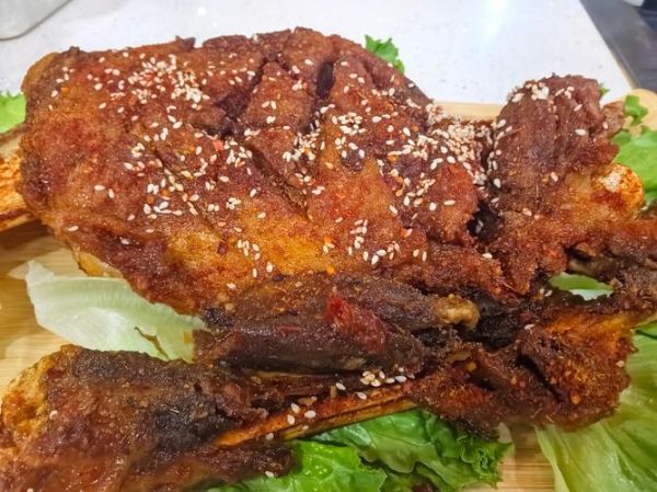 烤羊腿图片大全_烤羊腿怎么做才外酥里嫩