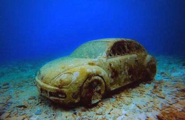 梦到好多车是什么意思_梦见很多车预示什么